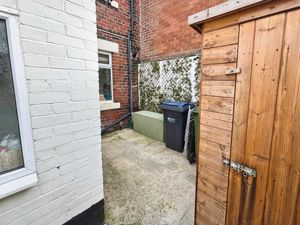 Photo 8- click for photo gallery